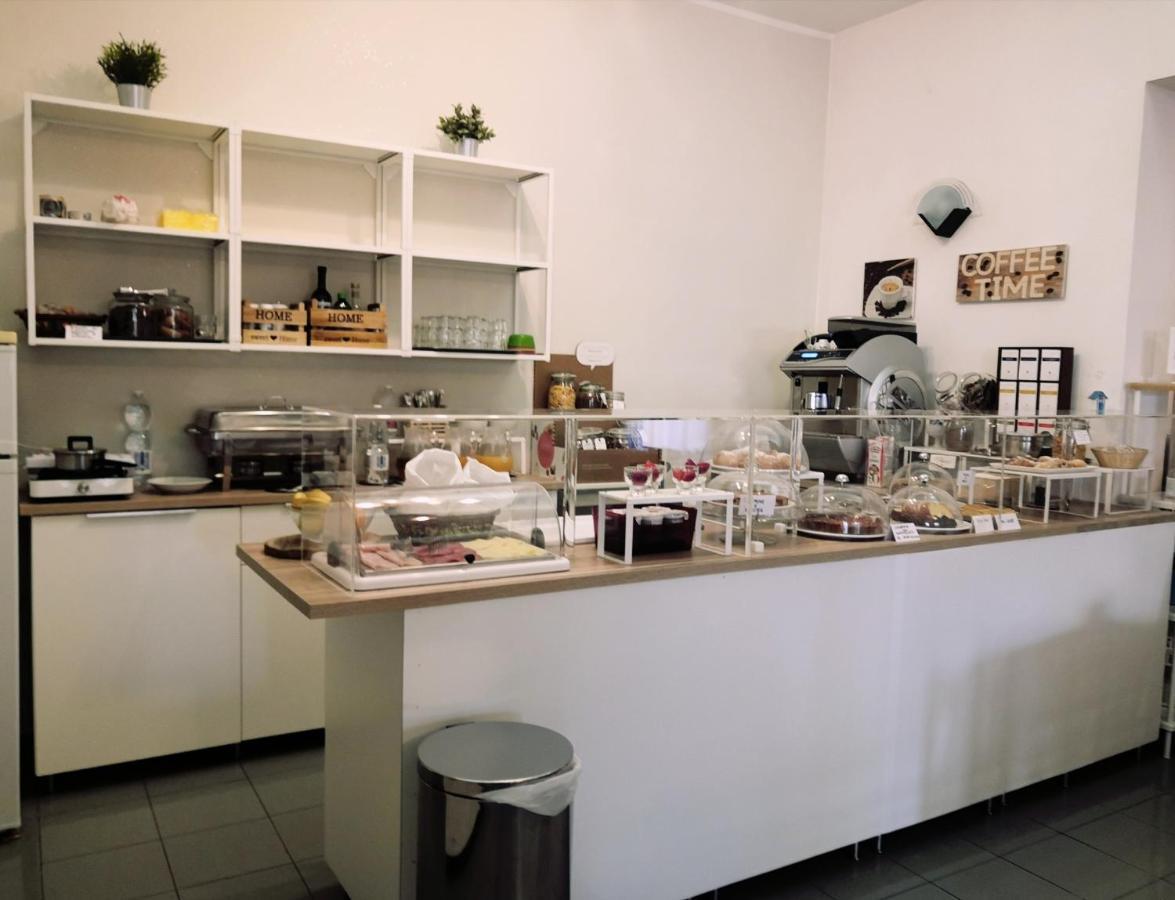 Hotel Iride Suite & Breakfast- Ideale Per Famiglie E Coppie リッチョーネ エクステリア 写真